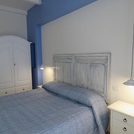 Apulia 35 Bed & Breakfast Bari Bagian luar foto