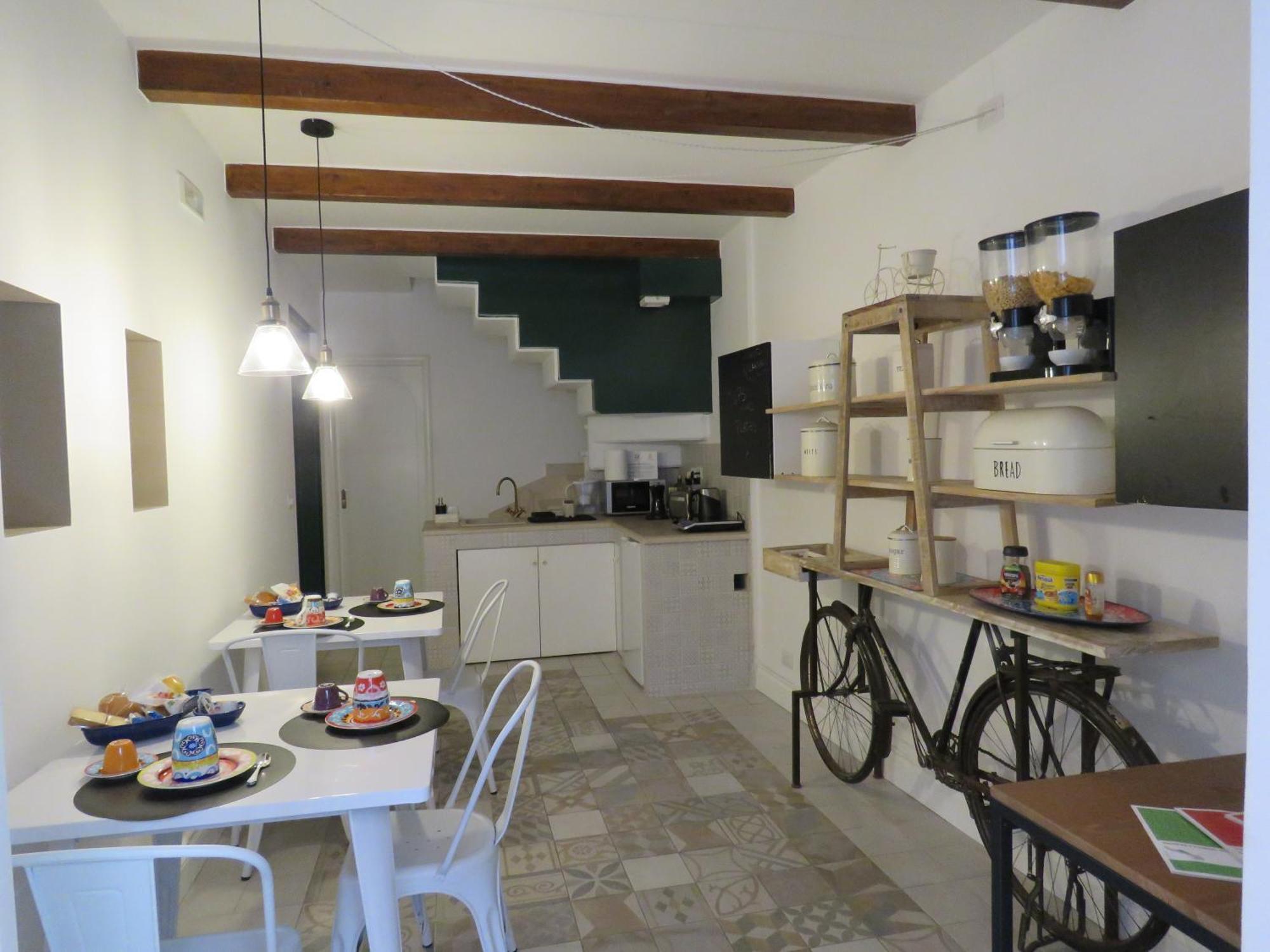 Apulia 35 Bed & Breakfast Bari Bagian luar foto