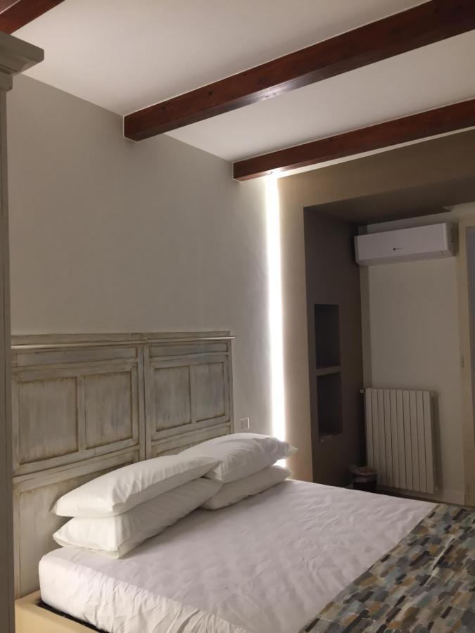 Apulia 35 Bed & Breakfast Bari Bagian luar foto