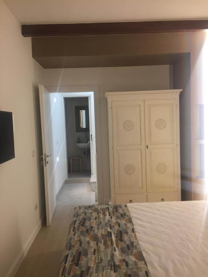 Apulia 35 Bed & Breakfast Bari Bagian luar foto